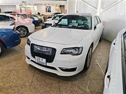 کرایسلەر 300